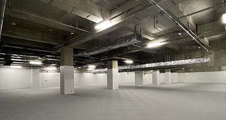 不動前オフィス｜天井高5.5m300坪のインパクト空間
